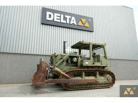 Buldożery 1996 Caterpillar D7F Ex-army (4)