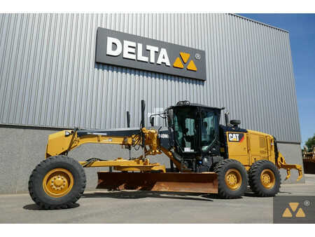 Grader 2019 Caterpillar 140M3 (4)