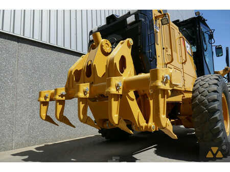 Grader 2019 Caterpillar 140M3 (9)