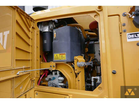Livellatrici 2017 Caterpillar 120M2 (23)