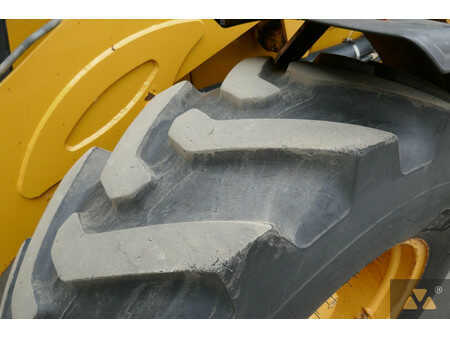 Rigid Backhoe Loader 2016 Caterpillar 444F (29)
