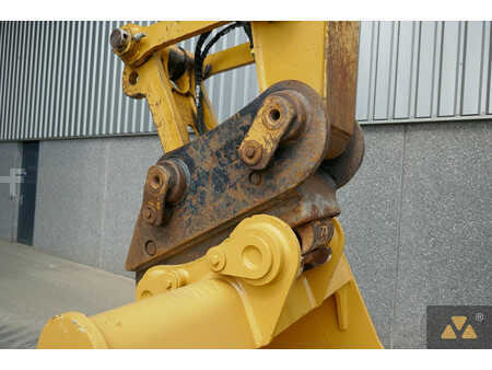 Caterpillar 320FL