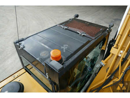 Caterpillar 320FL