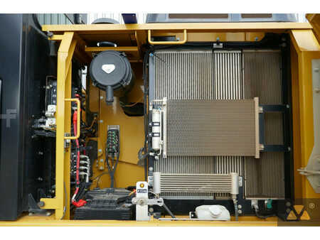 Caterpillar 320FL