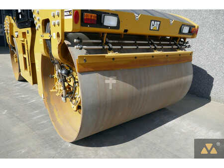 Tandemruller 2021 Caterpillar CB13 (12)