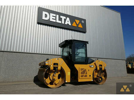 Tandemruller 2021 Caterpillar CB13 (5)