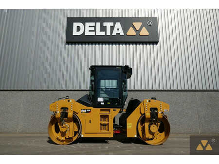 Tandemwalze 2021 Caterpillar CB10 (1)