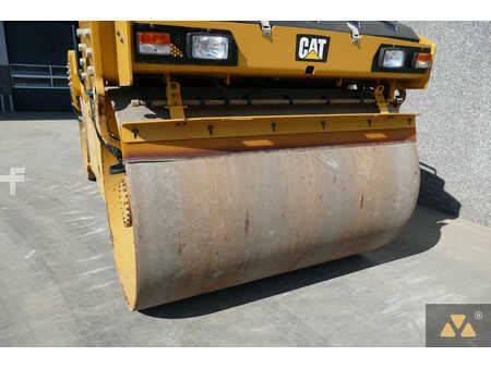 Tandemwalze 2021 Caterpillar CB10 (10)