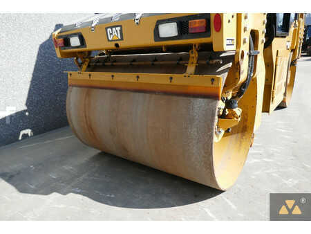 Tandemruller 2021 Caterpillar CB10 (11)