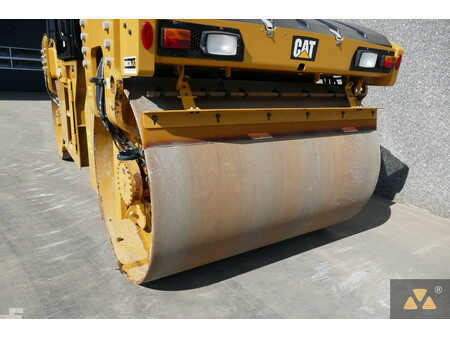 Tandemruller 2021 Caterpillar CB10 (12)