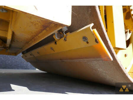 Tandemruller 2021 Caterpillar CB10 (19)