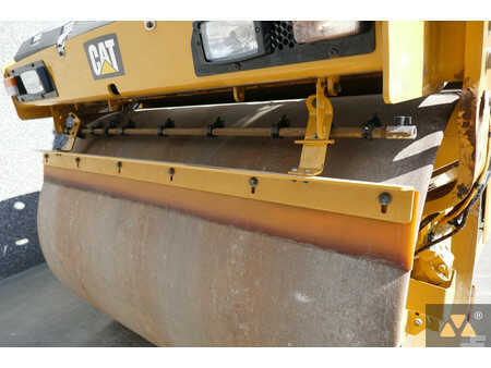 Tandemruller 2021 Caterpillar CB10 (21)