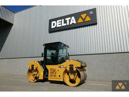 Tandemwalze 2021 Caterpillar CB10 (3)