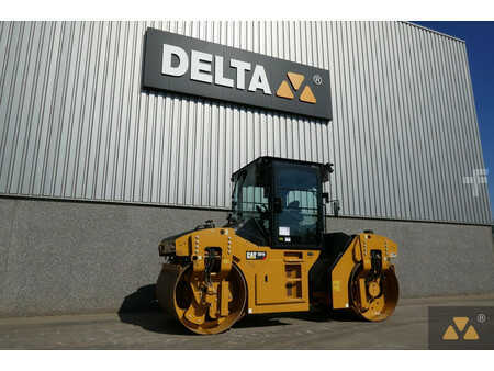 Tandemwalze 2021 Caterpillar CB10 (4)