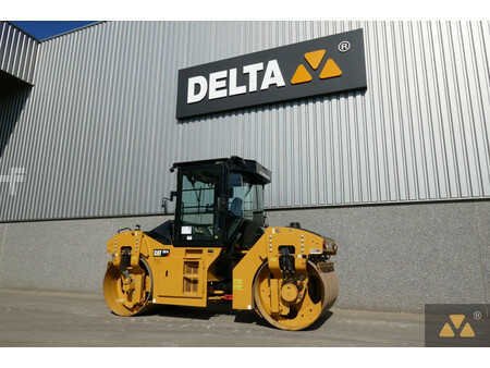 Tandemwalze 2021 Caterpillar CB10 (6)
