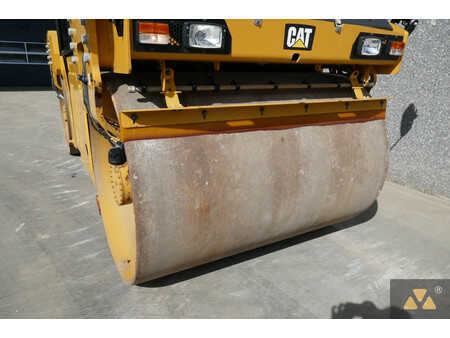 Tandemwalze 2021 Caterpillar CB10 (10)