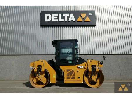 Tandemwalze 2021 Caterpillar CB10 (2)