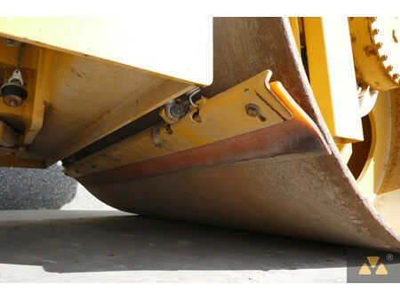 Tandemruller 2021 Caterpillar CB10 (21)