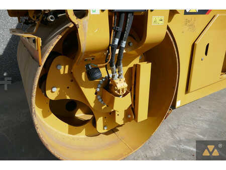 Tandemruller 2021 Caterpillar CB10 (23)