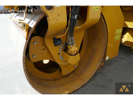 Tandemruller 2021 Caterpillar CB10 (25)