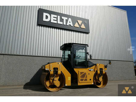 Tandemwalze 2021 Caterpillar CB10 (5)