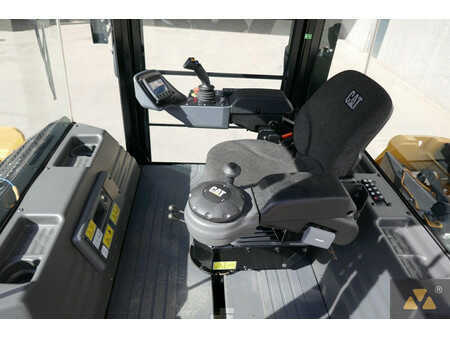 Tandemwalze 2021 Caterpillar CB10 (7)