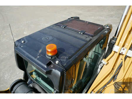 Kettenbagger 2020 Caterpillar 320 (15)