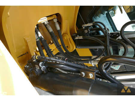 Kettenbagger 2020 Caterpillar 320 (19)