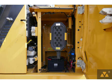 Kettenbagger 2020 Caterpillar 320 (21)