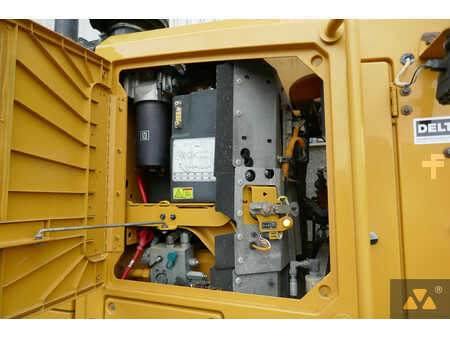 Grader 2016 Caterpillar 140M3 (29)