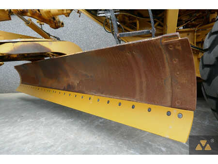 Niveladoras 2002 Caterpillar 140H (12)