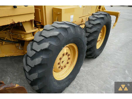 Niveladoras 2002 Caterpillar 140H (22)