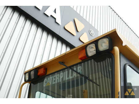 Niveladoras 2002 Caterpillar 140H (27)