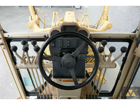 Niveladoras 2002 Caterpillar 140H (30)