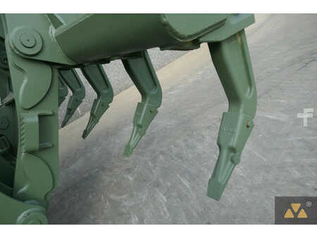 Livellatrici 2008 Caterpillar 130G Ex-army (10)