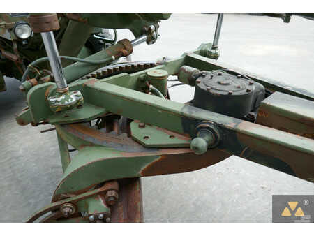 Livellatrici 2008 Caterpillar 130G Ex-army (16)