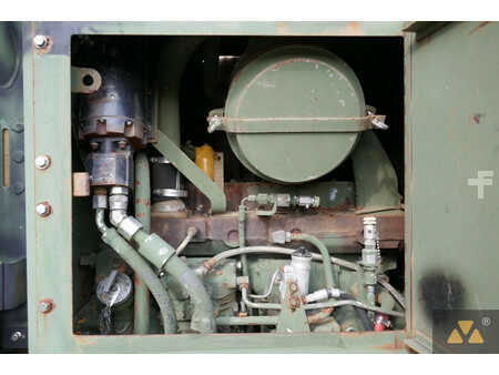 Livellatrici 2008 Caterpillar 130G Ex-army (21)