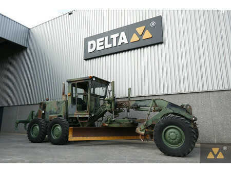 Livellatrici 2008 Caterpillar 130G Ex-army (3)