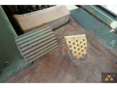 Livellatrici 2008 Caterpillar 130G Ex-army (36)