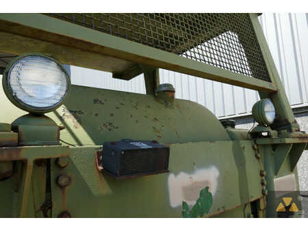 Bulldózerek 1996 Caterpillar D7F Ex-army (26)