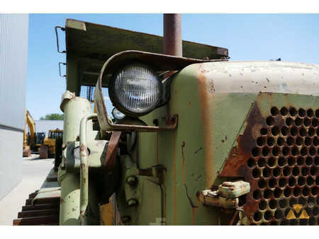 Bulldózerek 1996 Caterpillar D7F Ex-army (28)