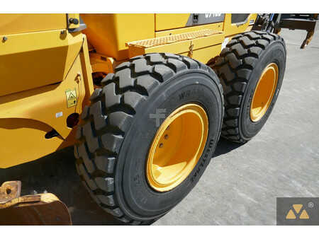 Graders 2013 Volvo G946B AWD (26)