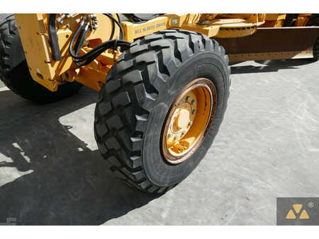 Graders 2013 Volvo G946B AWD (28)