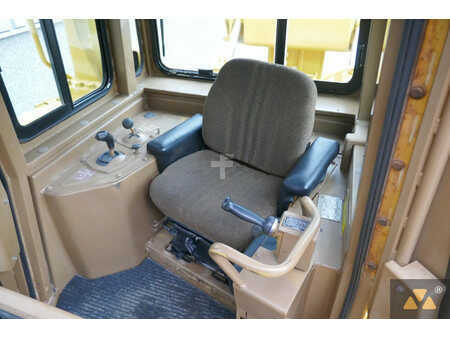 Bulldozer 1988 Caterpillar D8N (7)