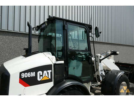 Carregadeira de rodas 2016 Caterpillar 906M (25)