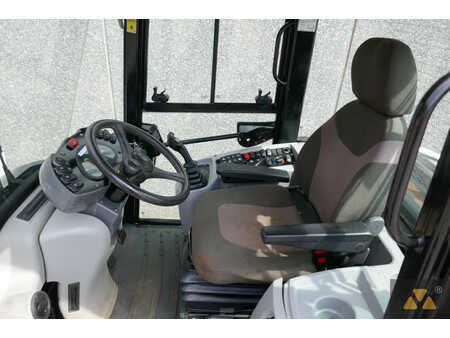 Carregadeira de rodas 2016 Caterpillar 906M (7)