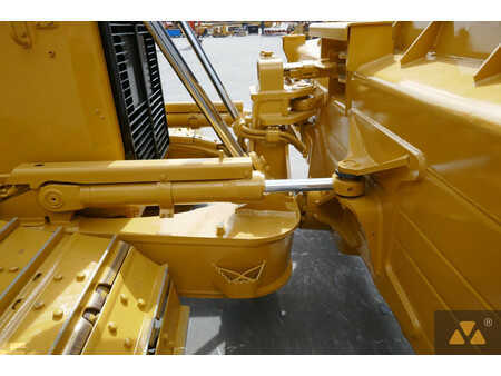 Bulldózerek 2014 Caterpillar D6T LGP (17)