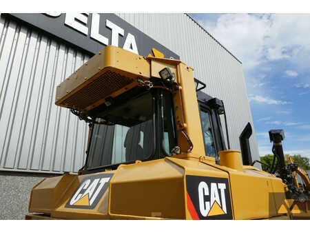 Bulldózerek 2014 Caterpillar D6T LGP (21)