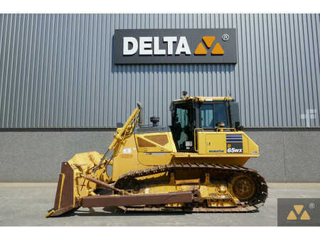 Bulldózerek 2013 Komatsu D65WX-17 (1)