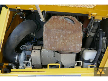 Bulldózerek 2013 Komatsu D65WX-17 (31)